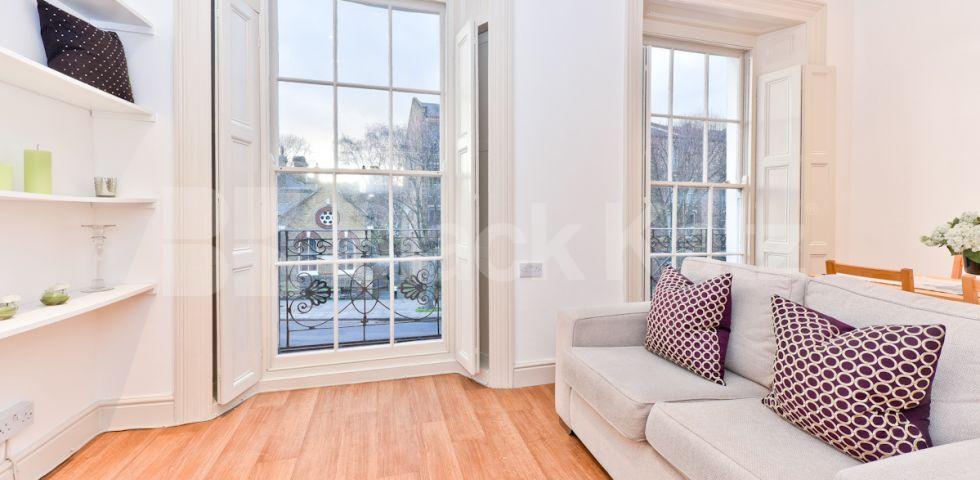 			STUNNING 1 BEDROOM PERIOD CONVERSION IN ISLINGTON, 1 Bedroom, 1 bath, 1 reception Flat			 Liverpool Road, ISLINGTON-BARNSBURY-HIGHBURY
